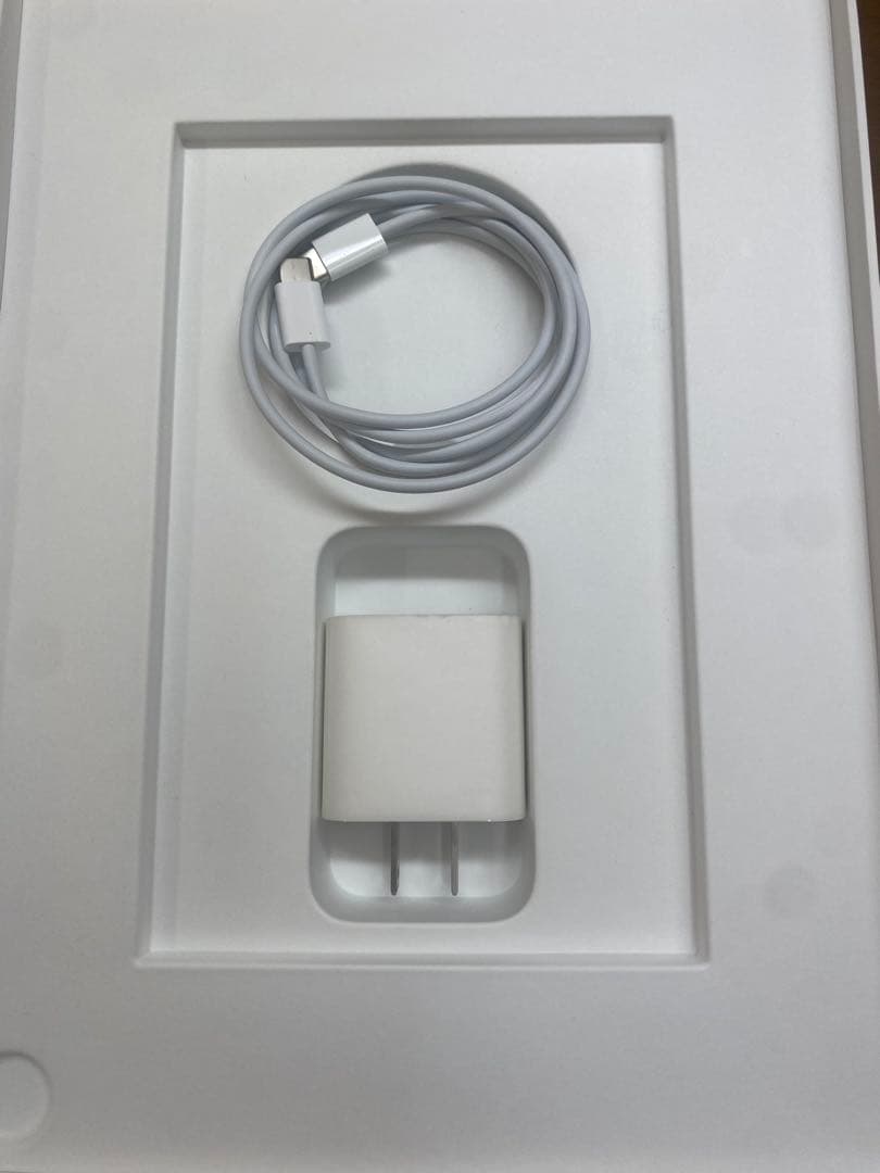 Apple iPad Air 第4世代 64GB シルバー 本体