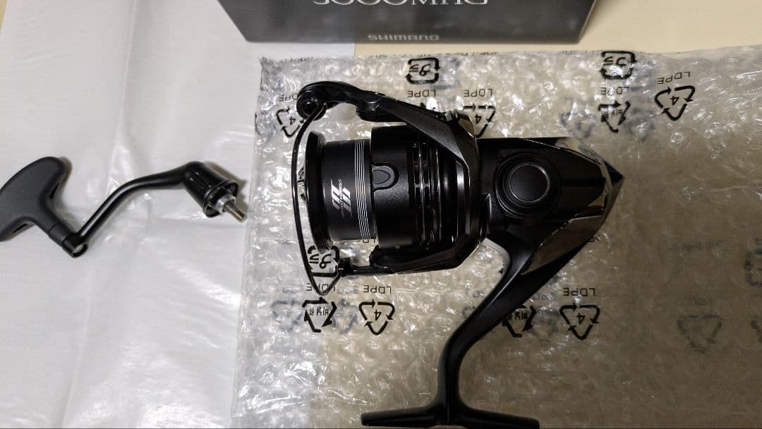 新品未使用シマノ25エクスセンス 3000MHG