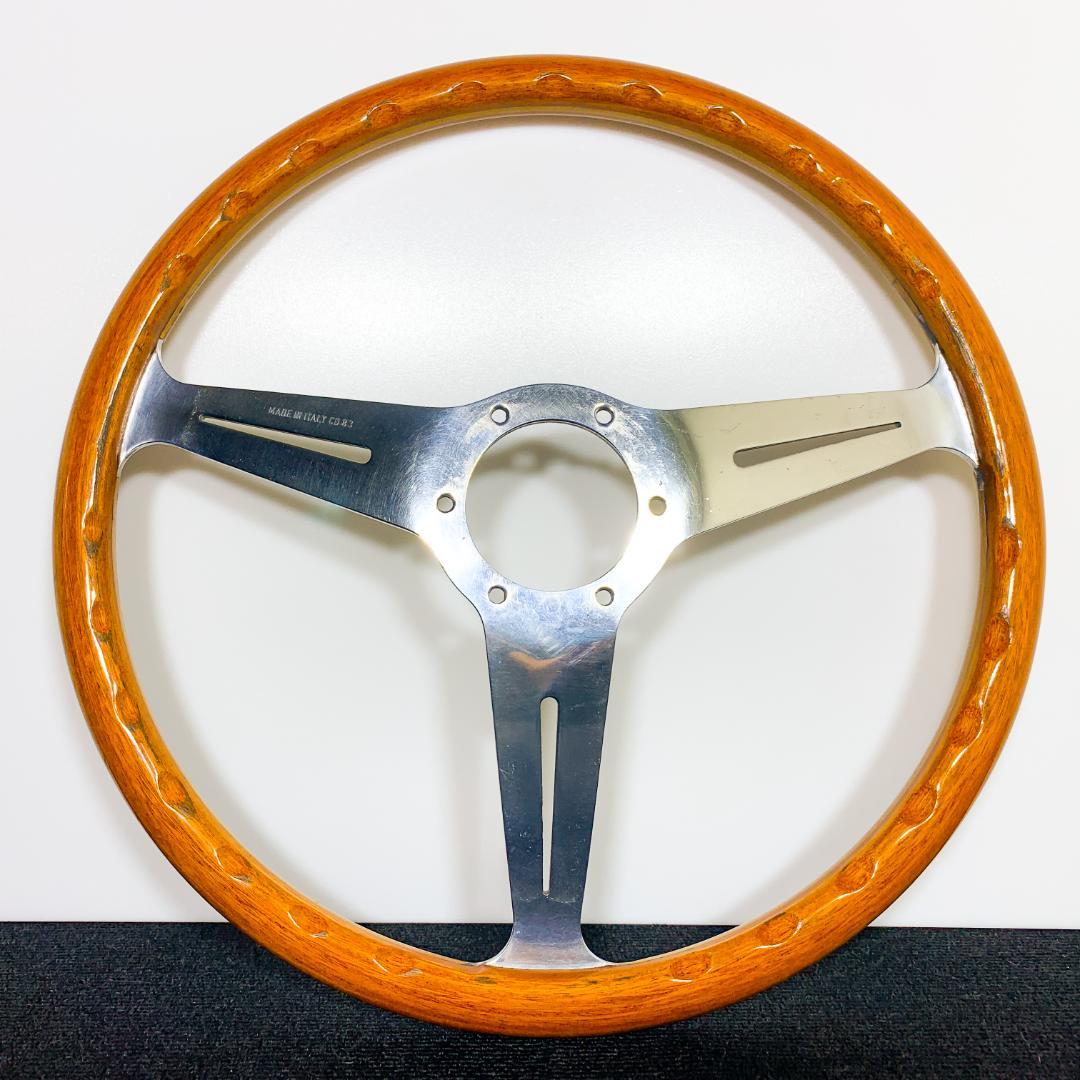 ナルディ クラシック ウッドステアリング おまけホーンボタン・ネジ6本付