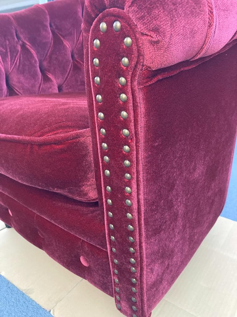 ヴィンセント　チェスターフィールド　1人掛けソファ　ベルベット　レッド