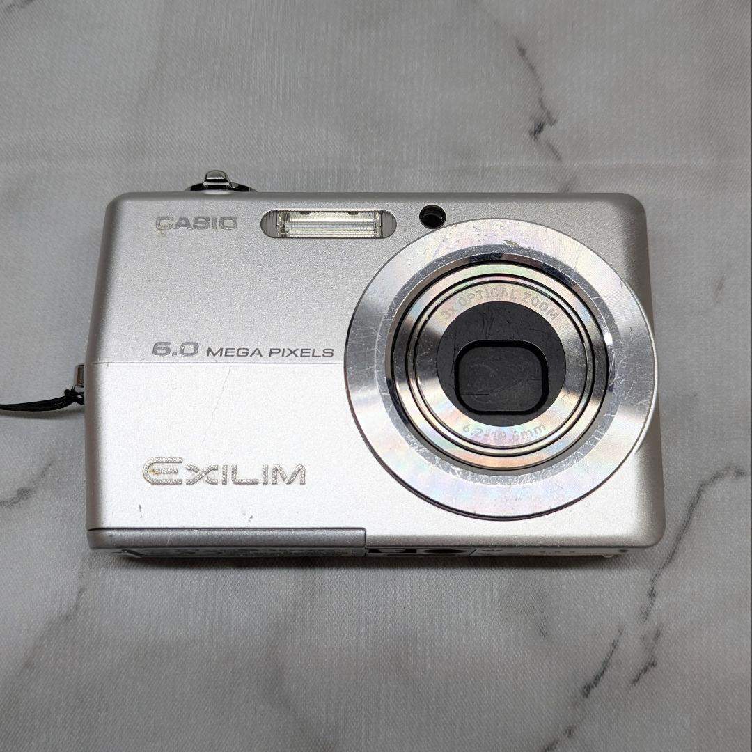CASIO EXILIM EX-Z600 デジカメ コンデジ オールドデジカメ