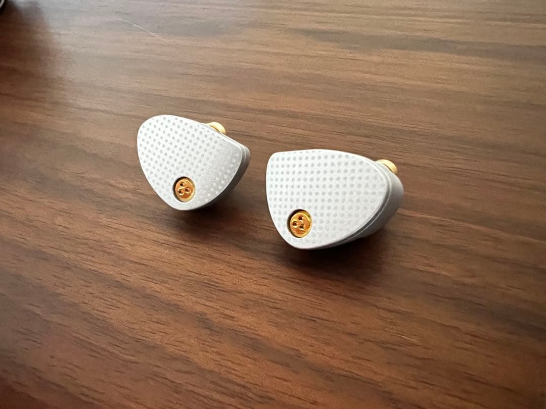 ゆ*ず様 水月雨 MoonDrop Aria 2 有線イヤホン