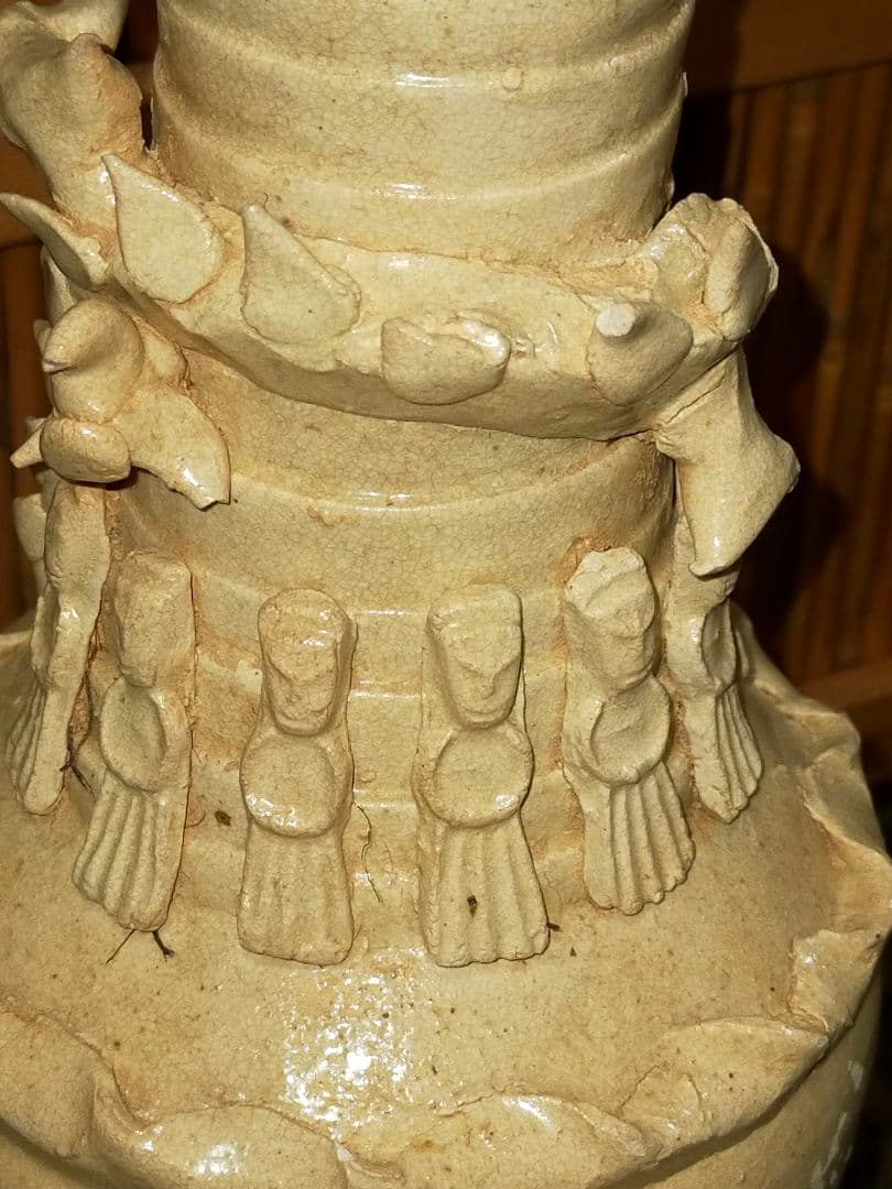 ♥値下げ！中国　白釉　花瓶　発掘品　カケあり　桐箱付き　出土品　骨董　古玩