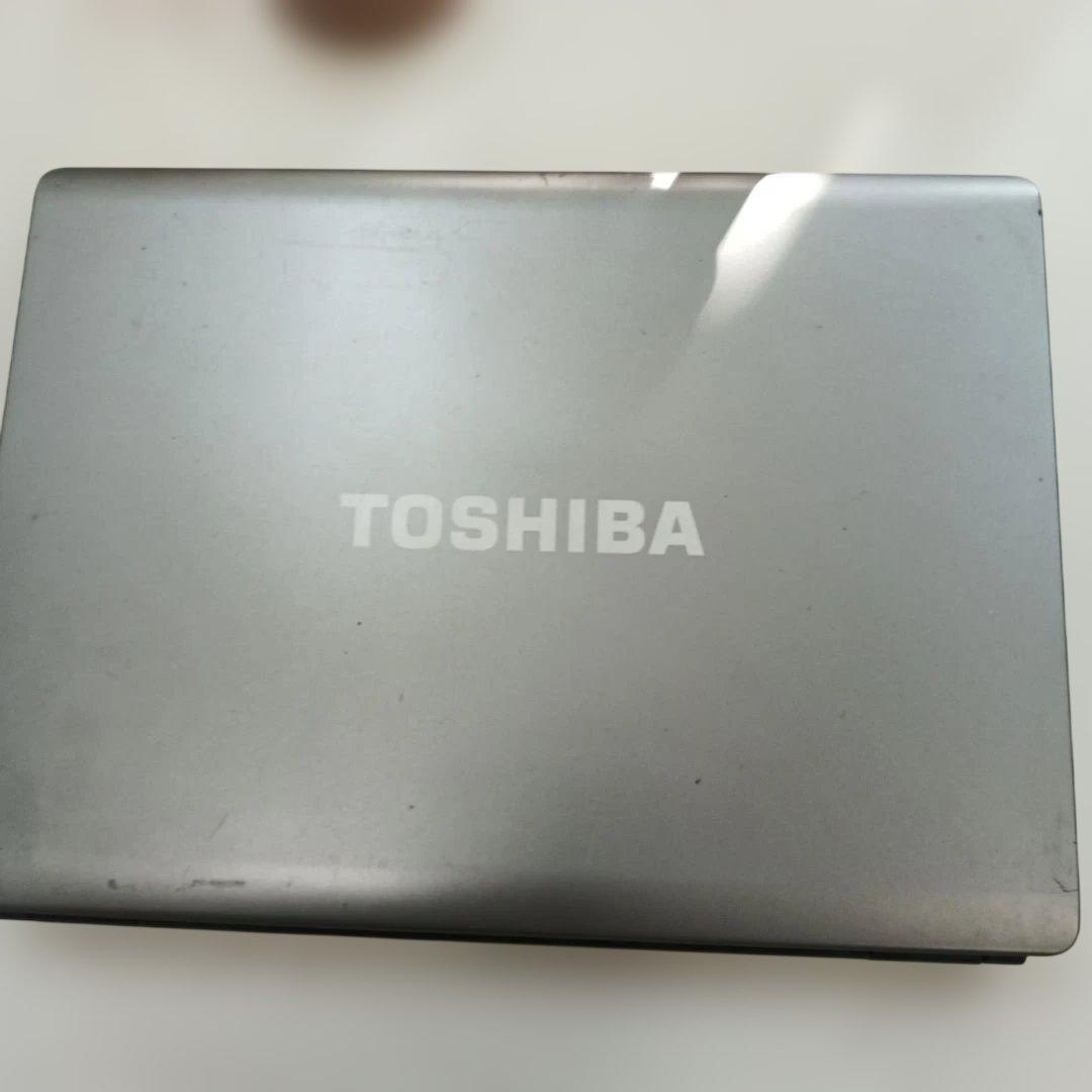 TOSHIBA ノートPC ACアダプター・マウス付き