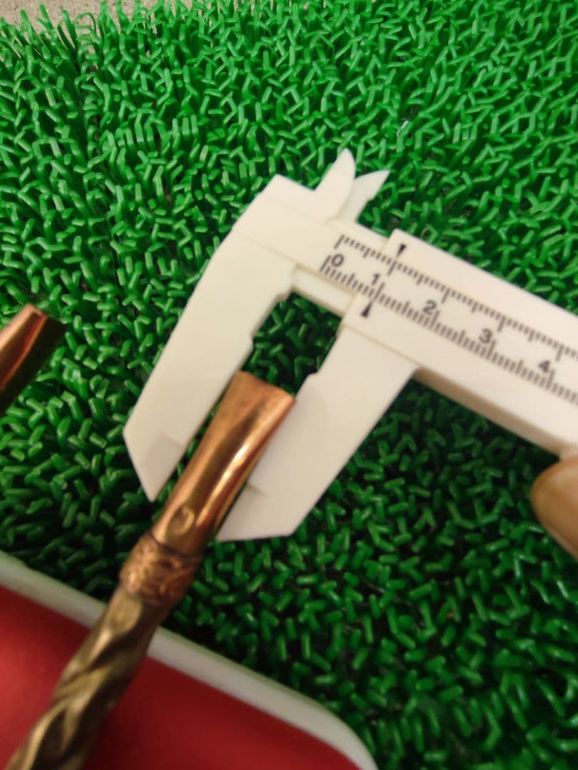 18Kと800の刻印が入ったヴィンテージメタルストロー