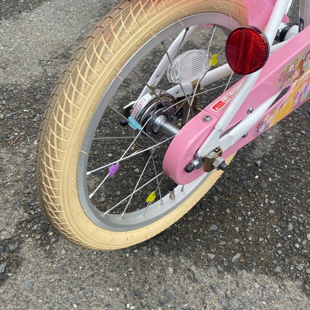 プリンセス　自転車16インチ補助輪付き