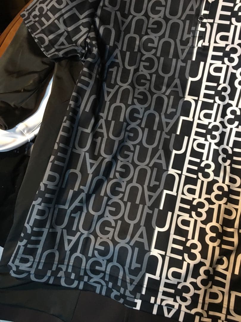 はぁちゃん1piu1uguale3 GOLF CRAZY LOGO