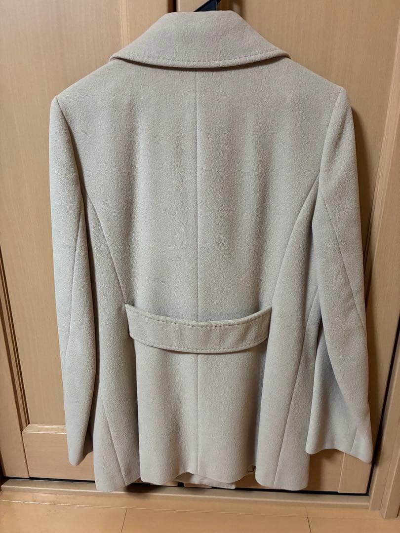 BURBERRY ベージュ ダブルブレストコート