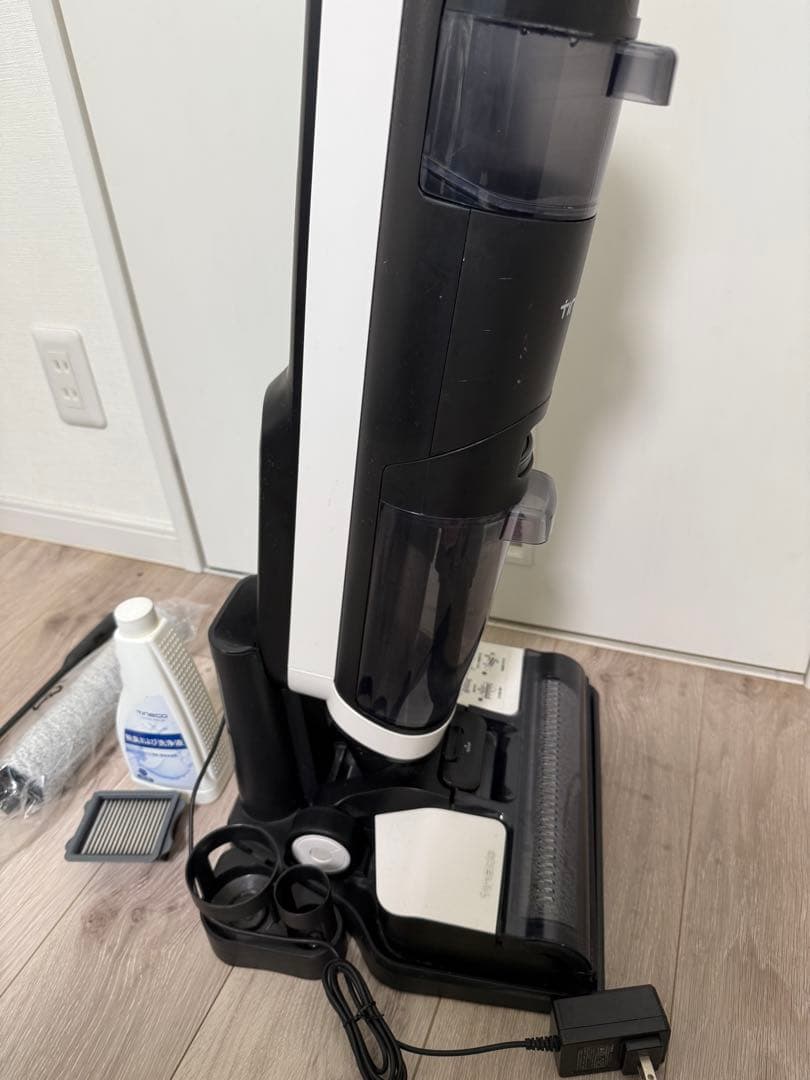 Tineco キャニスター掃除機 本体と付属品