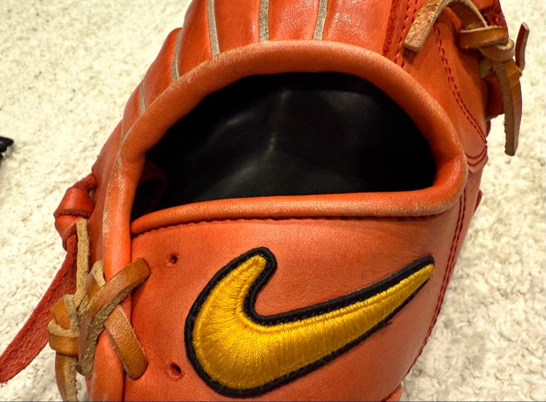 Nike DIAMOND EDGE LAUNCH R 軟式グローブ オレンジ