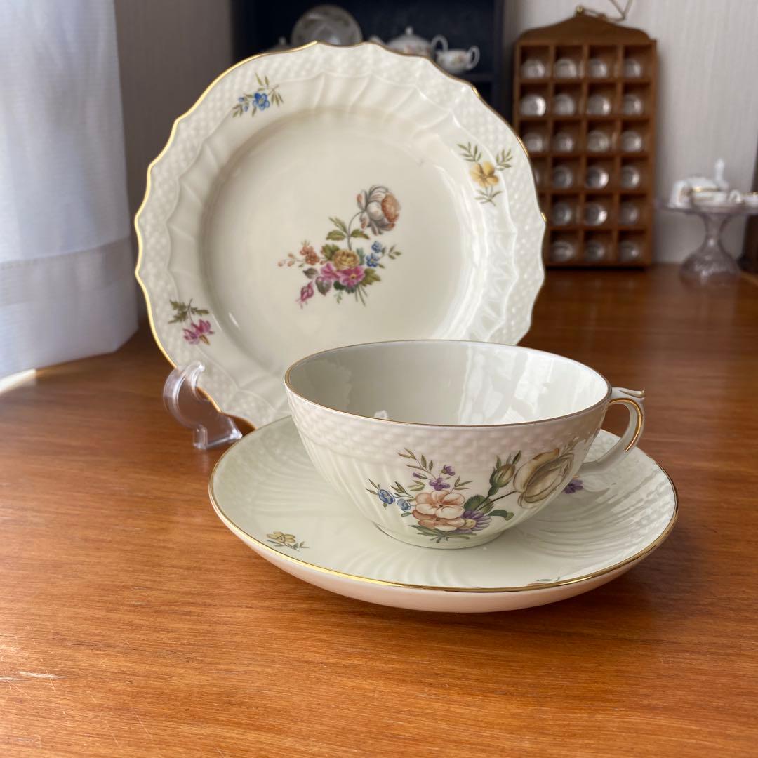 ロイヤルコペンハーゲン フリセンボー　カップ　ソーサー　プレート　トリオ　1客