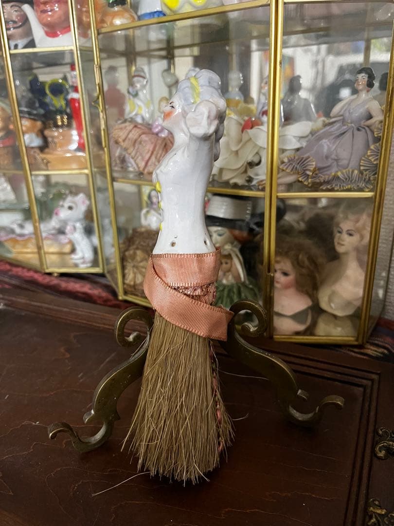 イギリス アンティーク ピンクッション ドール ハーフドール ブラシ　ハケ