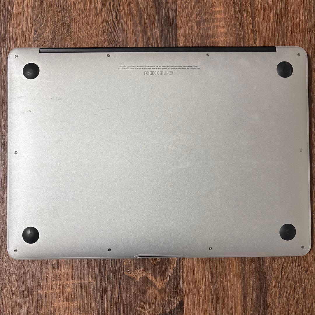 Apple MacBook シルバー 本体　2014 起動確認済み