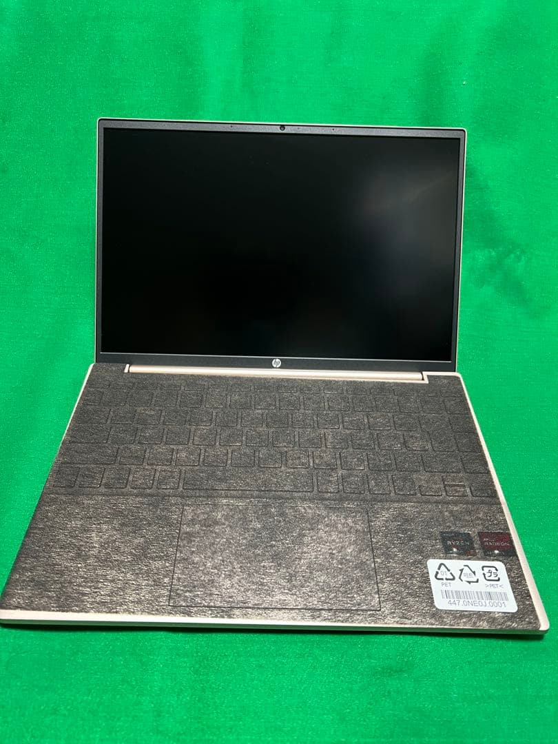【箱無し】HP Pavilion Aero Laptop 13-be0037AU