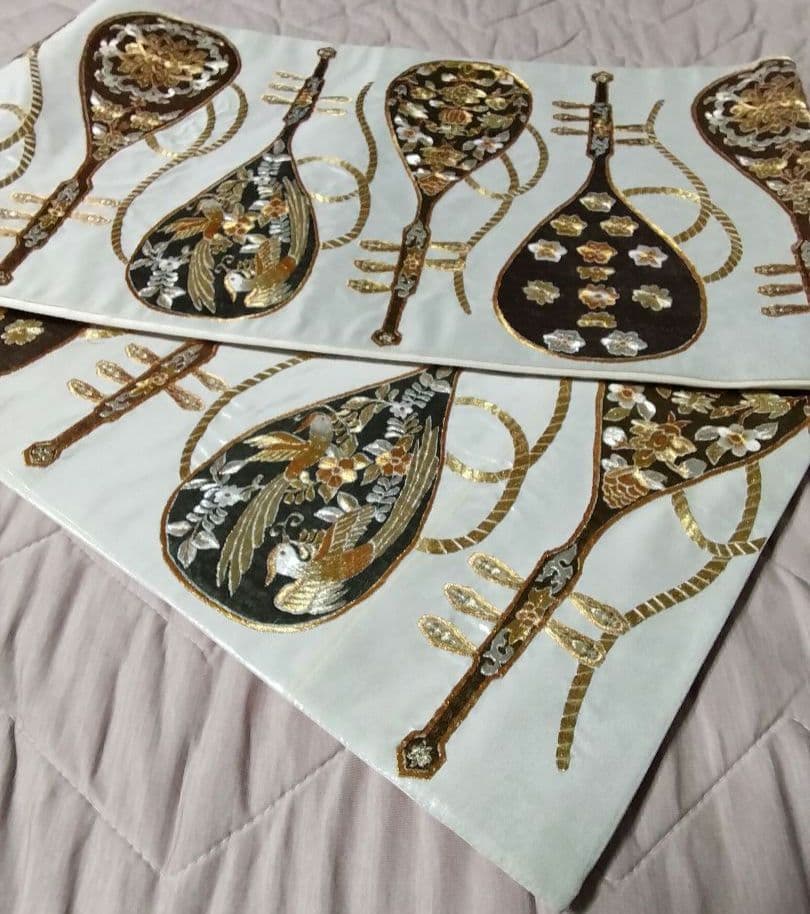 楽器琵琶と花の刺繍 袋帯