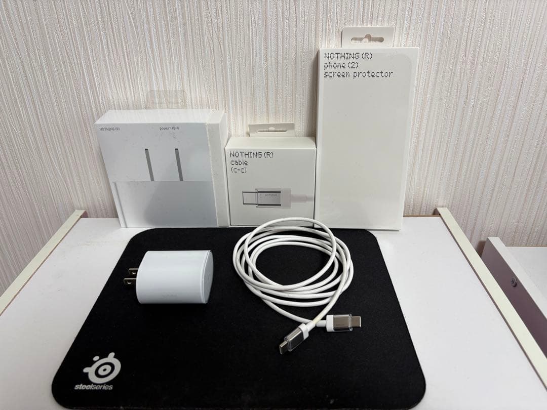 【美品】Nothing Phone (2) 256GB simフリー　ホワイト