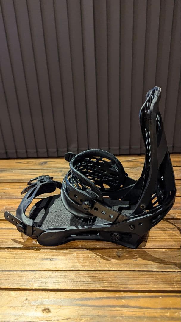 BURTON　GENESIS　sizeМ