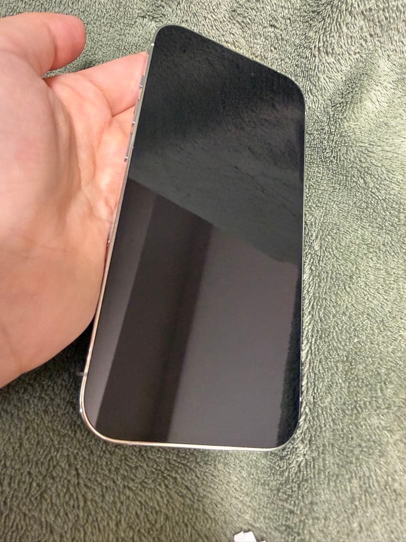 Apple iPhone 14 Pro シルバー 256GB SIMフリー