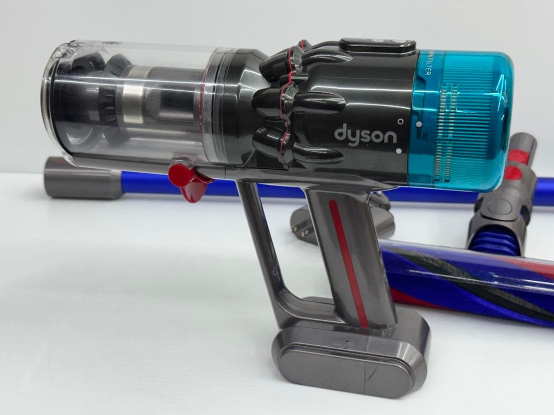 2022年製　ダイソン　掃除機　SV21 本体　ヘッド　パイプ　充電器　セット