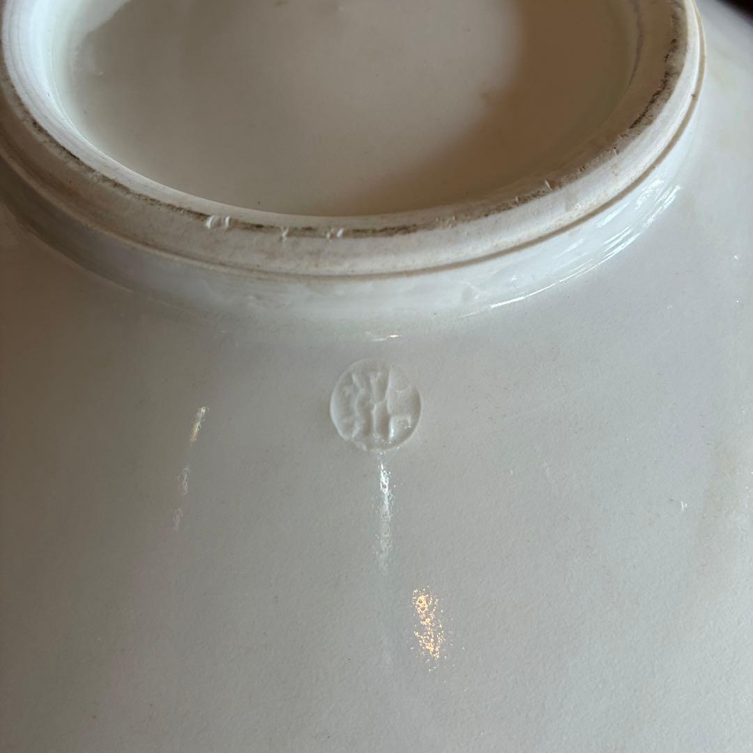 高麗陶房　宮岡英夫　「白磁陽刻花文鉢」　共箱入　作者サイン入25.12.10-2