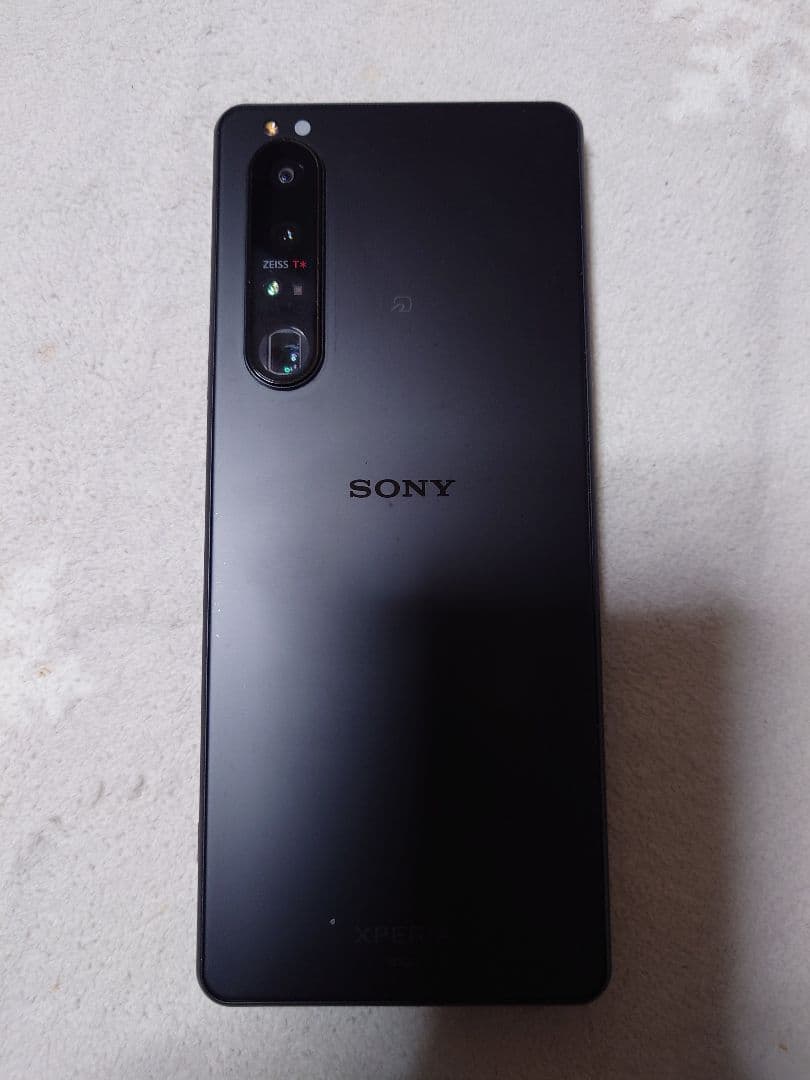 Sony Xperia SOG03 ブラック