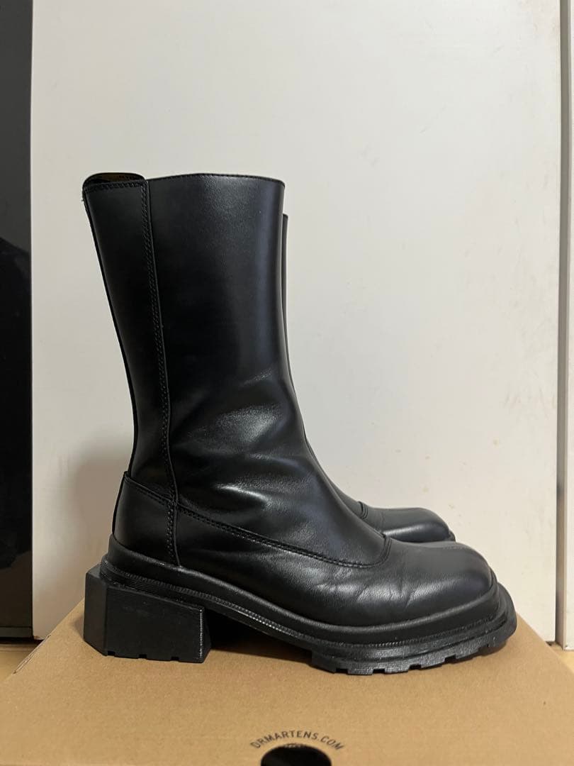 ❗️最終価格❗️Dr. Martens スクエアトゥ23.5cm