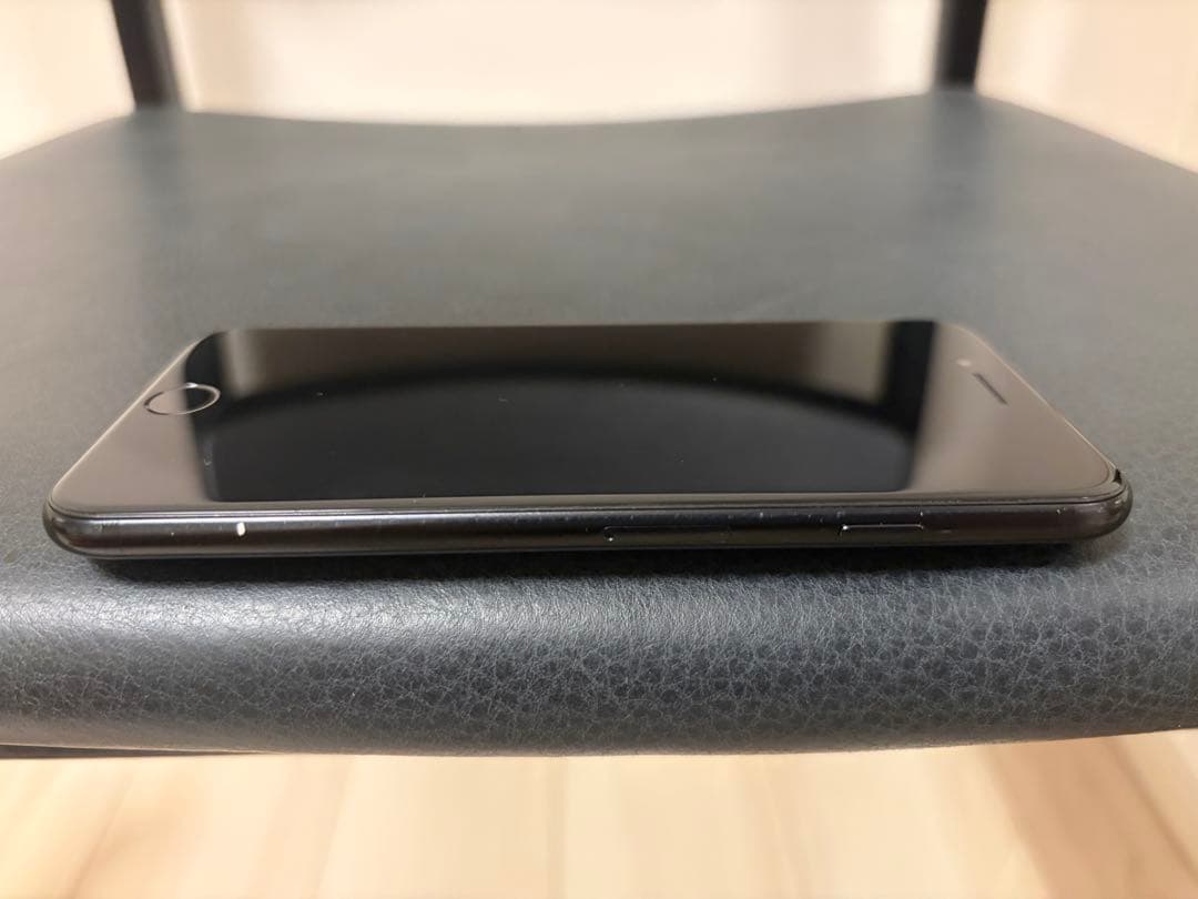 iPhone SE(第2世代)ブラック128GB ※本体のみ