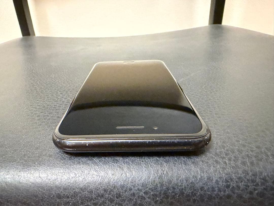 iPhone SE(第2世代)ブラック128GB ※本体のみ