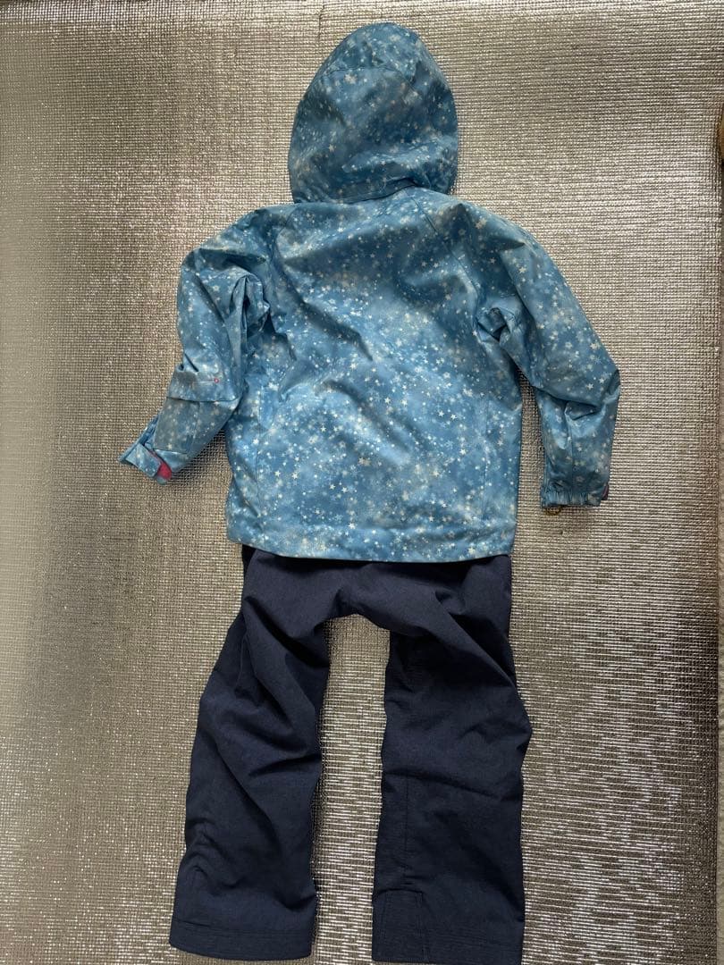 DESCENTE デサント　スキーウェア　スノーボード　子供　キッズ　140