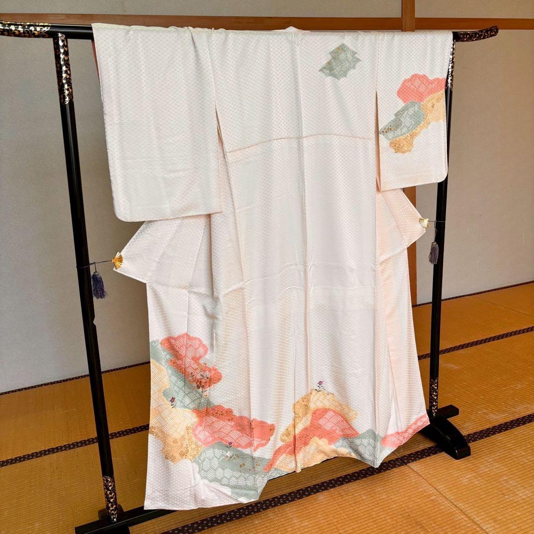 C- 1122▲正絹　付け下げ訪問着　襦袢付き　絞りと刺繍