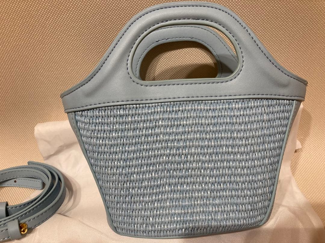 マルニ　MARNI ライトブルー　かごバッグ　トロピカリア