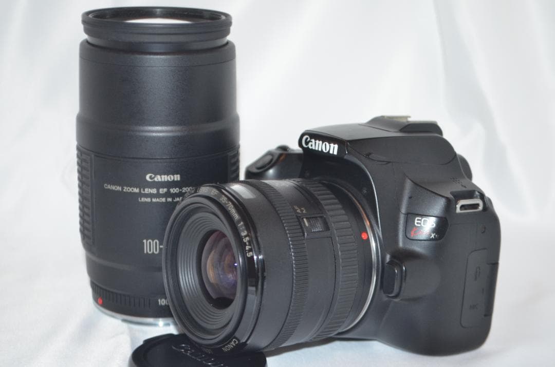 美品 【Canon EOS Kiss X10 ダブルレンズ】 Wi-Fi搭載