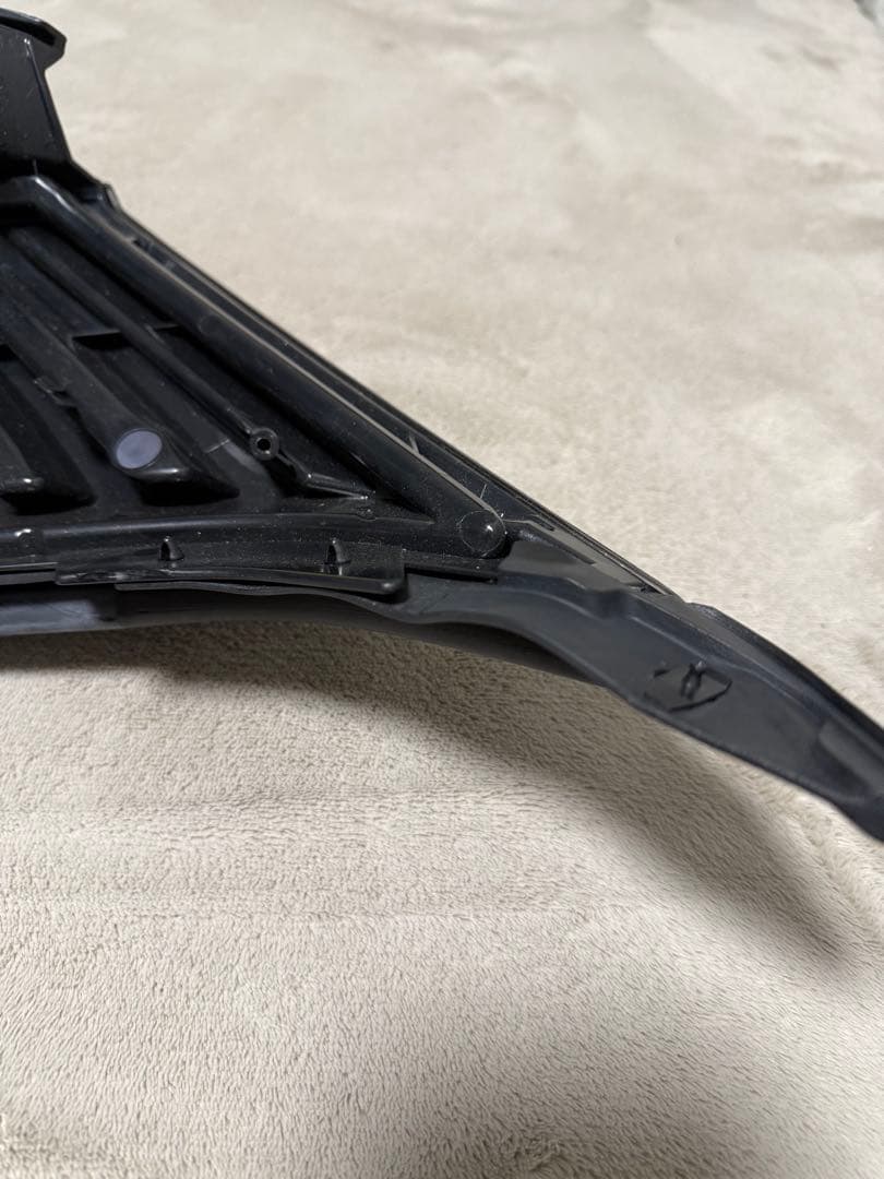 B*d様 60系ハリアー純正フロントグリル53114-48030740新車外し保