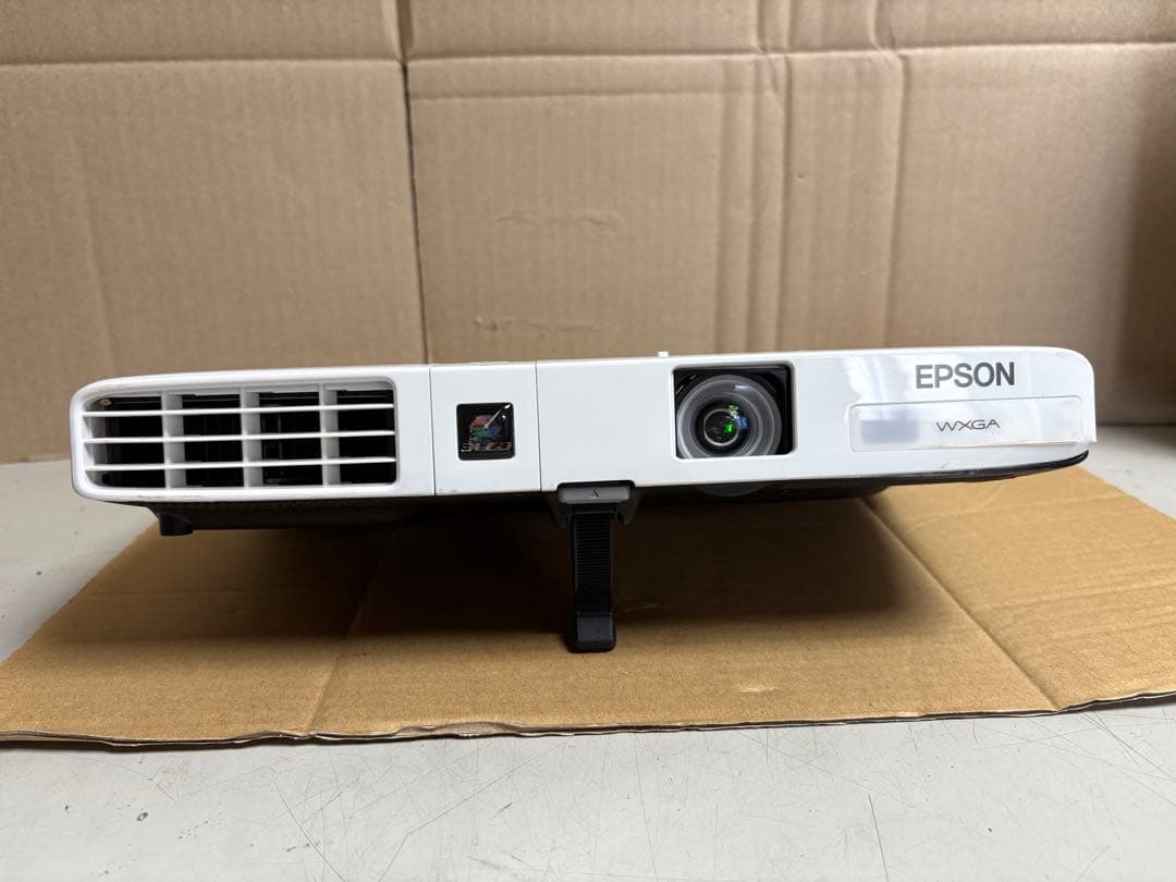 EPSON EB-1771W プロジェクター本体 送料込