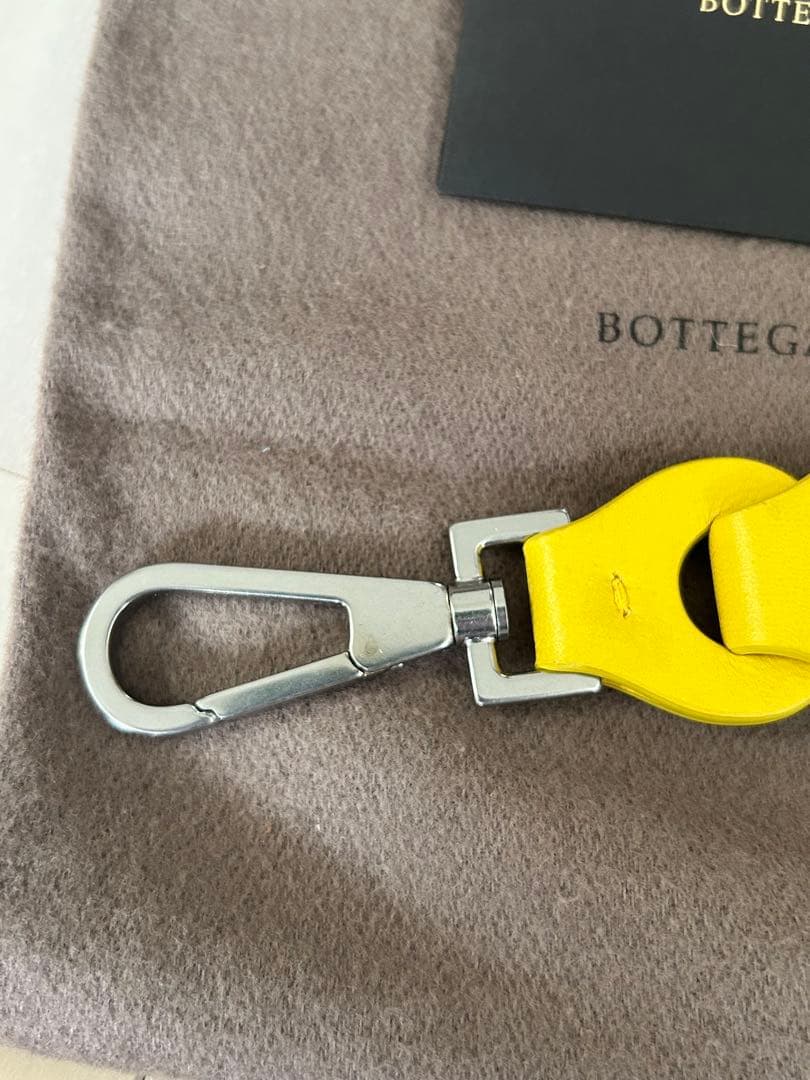 【新品未使用品】Bottega Veneta イエロー キーホルダー