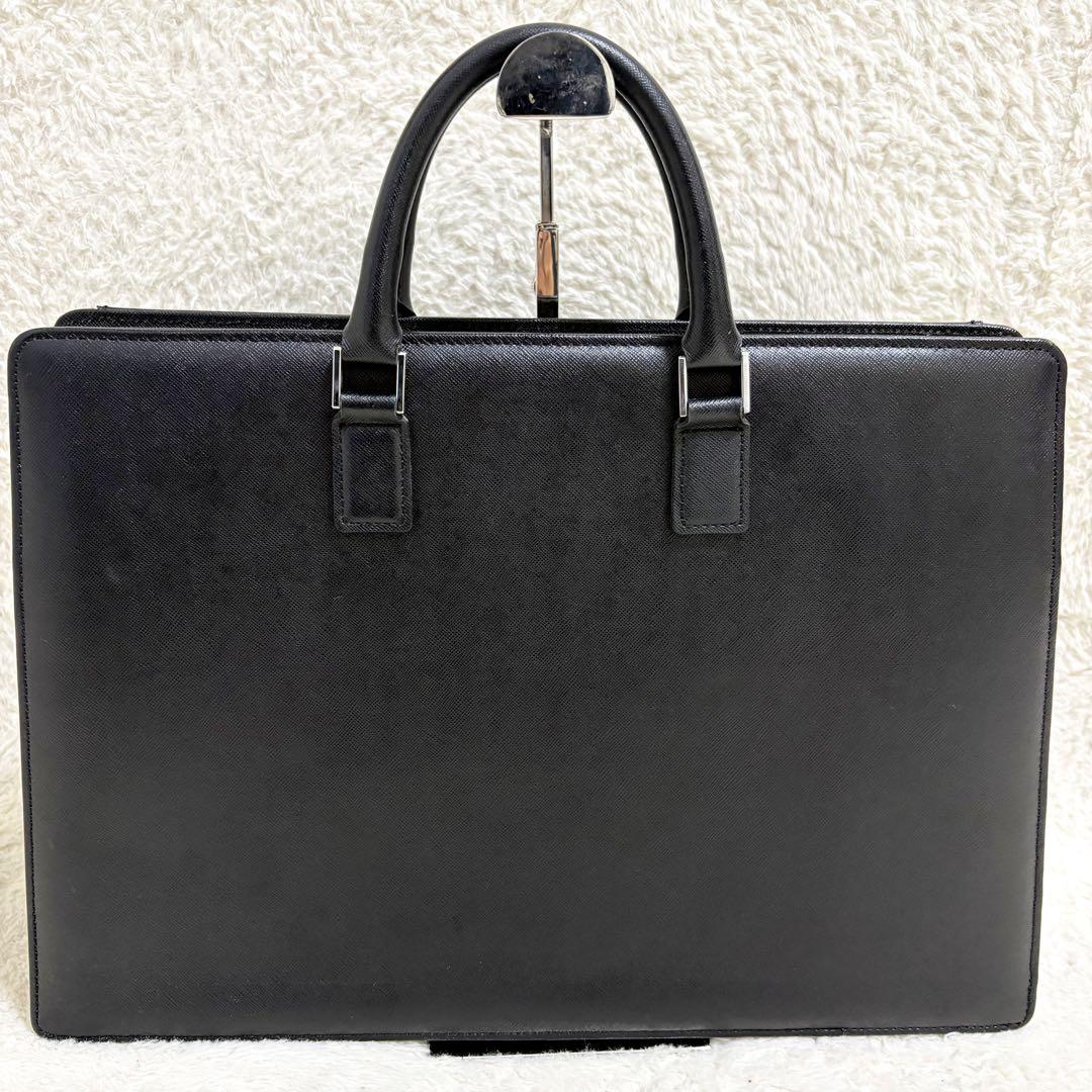 美品　バーバリー　ビジネスバッグ　ブリーフケース　サフィアーノレザー　本革　黒
