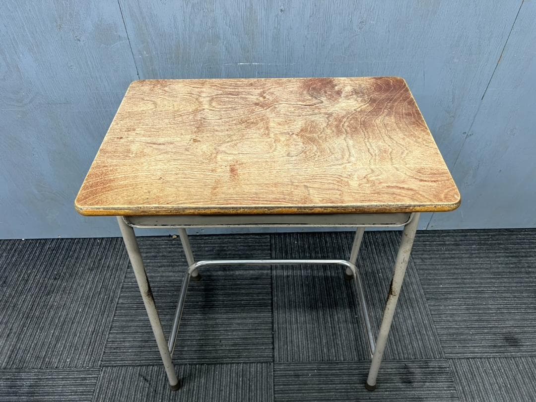 538◆格安配送地域あり◆コクヨ製◆学童机・椅子4組(旧JIS1号)学校学習塾