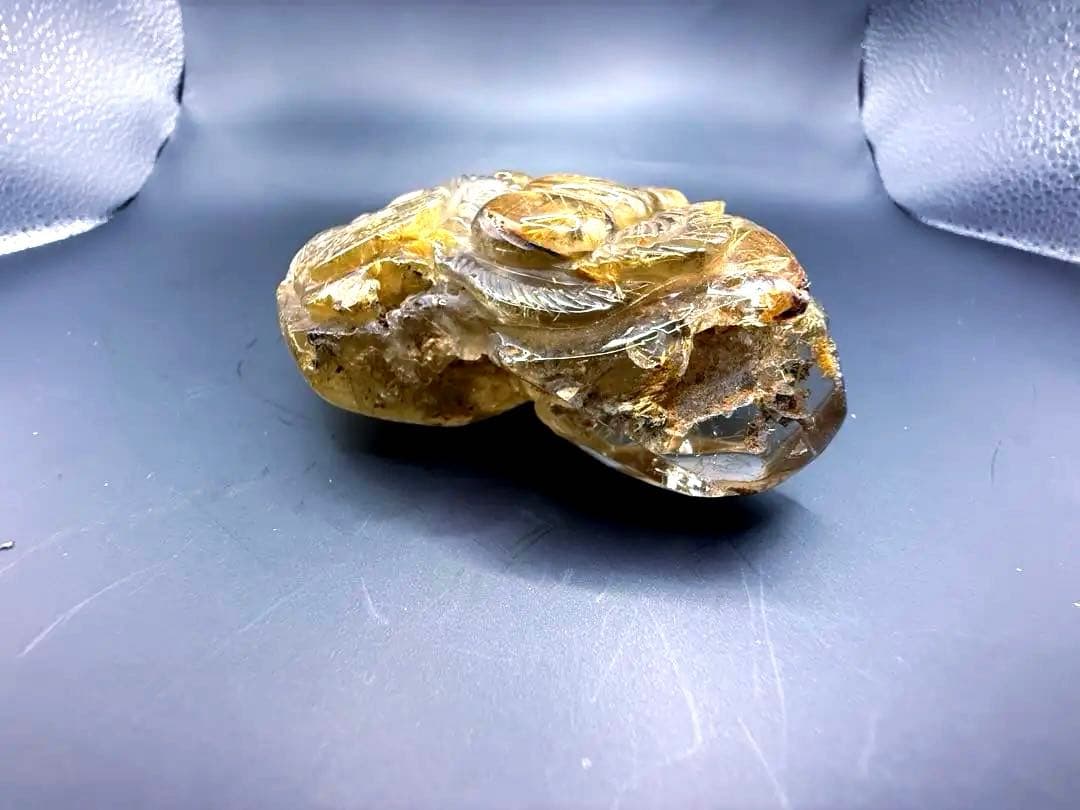 タイチンルチルクォーツ神龍の天然石彫り物