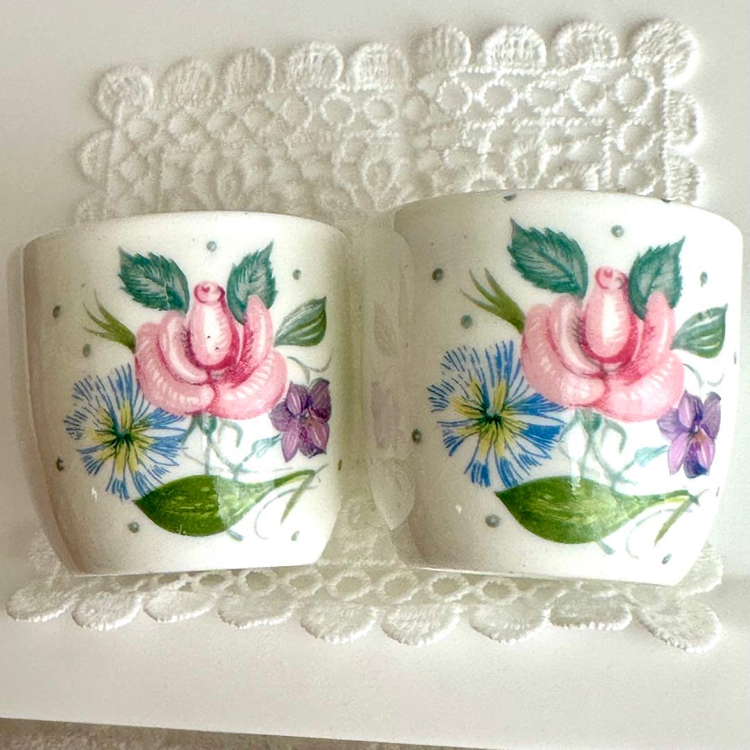 004 スージークーパー　フレグランス2個セット　エッグカップ