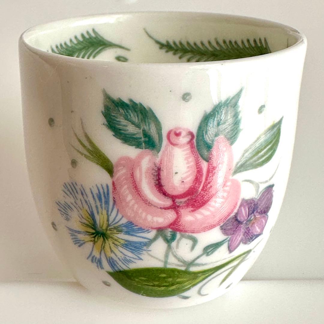 004 スージークーパー　フレグランス2個セット　エッグカップ