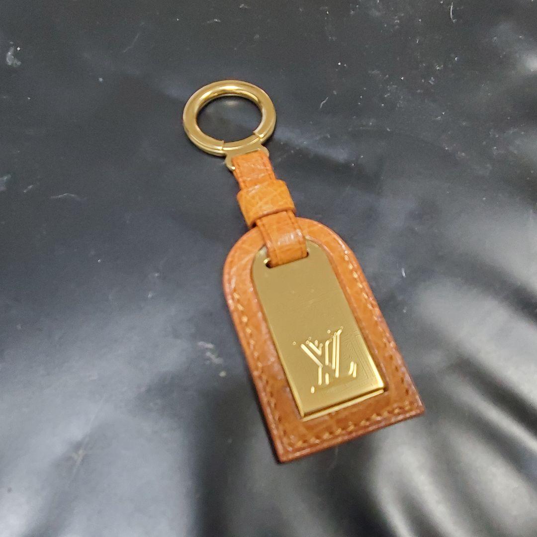 Louis Vuitton 未使用オーストリッチレザーキーホルダー