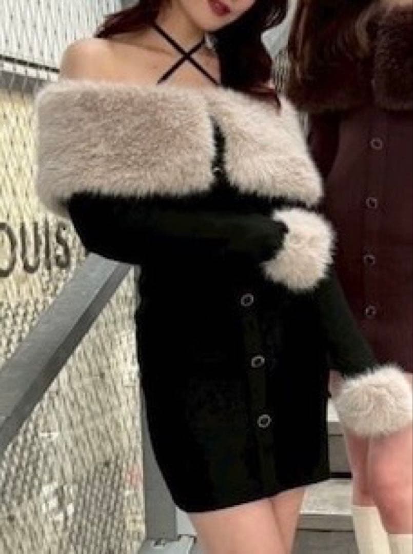 LIPSERVICE リップサービス ファーオフショルボタンニットワンピ ミニ