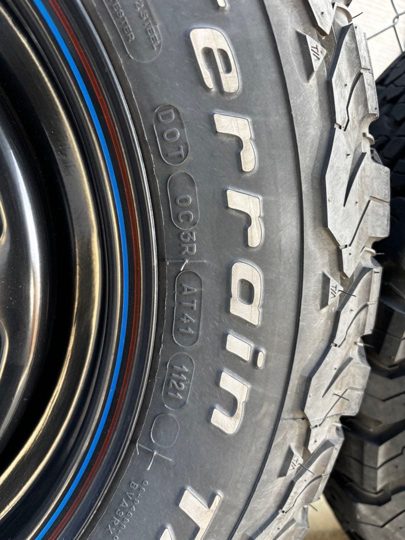 BFGoodrich All-Terrain T/A 215/70R16 タイヤ
