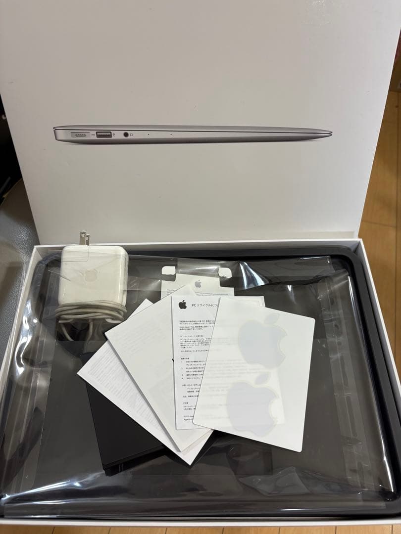 MacBook本体 MacBook Air 13.3 2013 mid i5