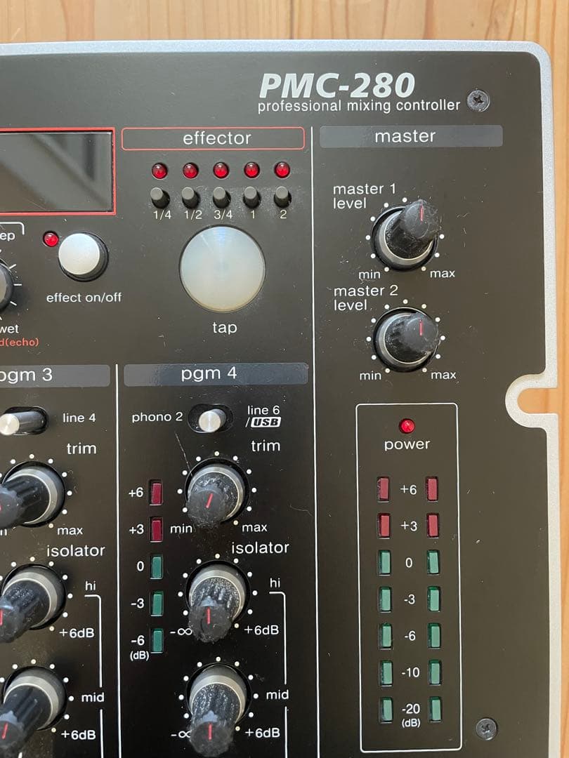 Vestax PMC-280 DJミキサー 4チャンネル 通電 音出OK