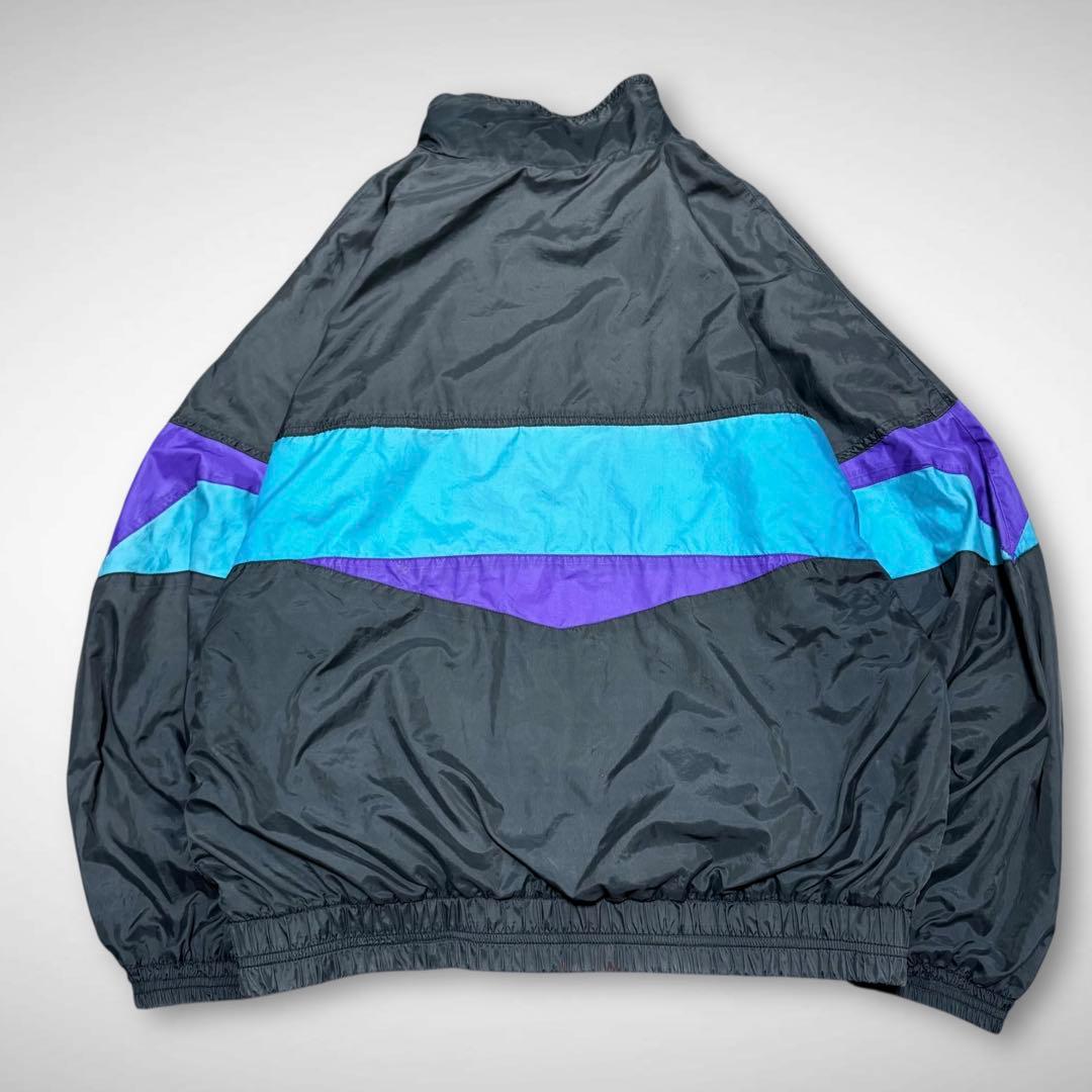 90s old Nike ナイロントラックジャケット ビンテージ古着L短丈ナイキ