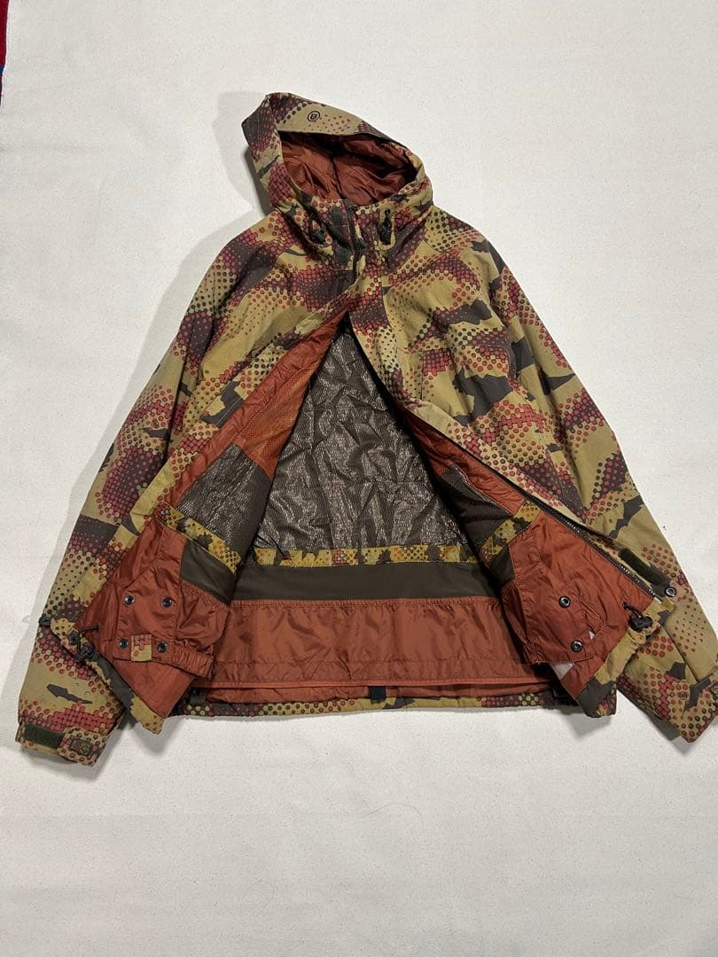 BURTON スノボー•スキーウェア　ナイロンジャケット
