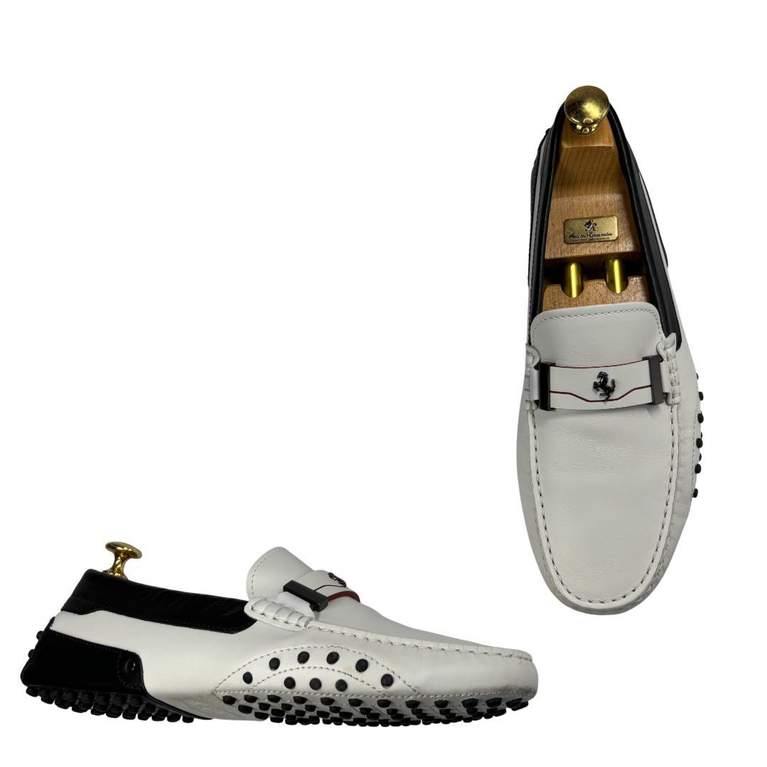 TOD's フェラーリ ドライビングシューズ アイボリー 7 25.5-26cm