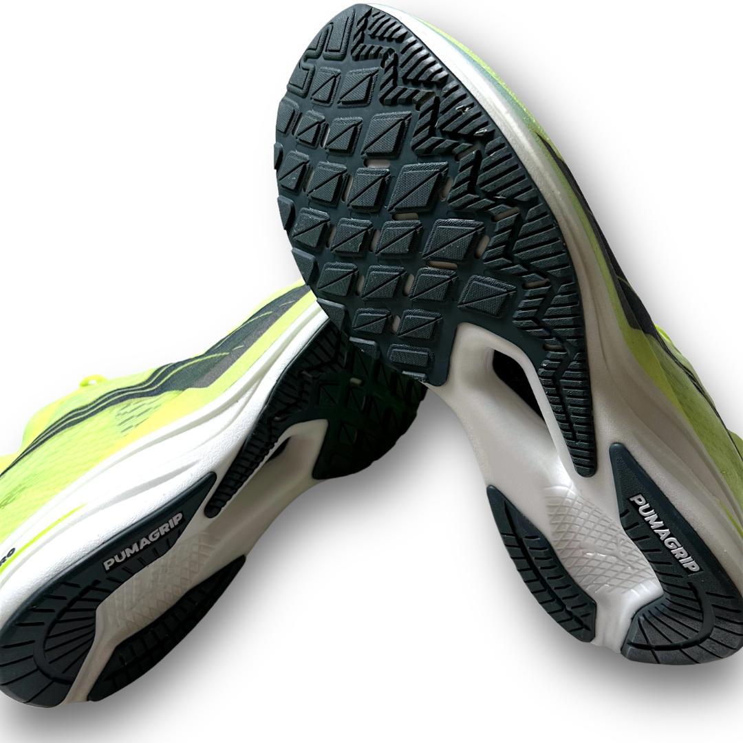 28.5cm プーマ ディヴィエイトニトロ ランニングシューズ イエロー系