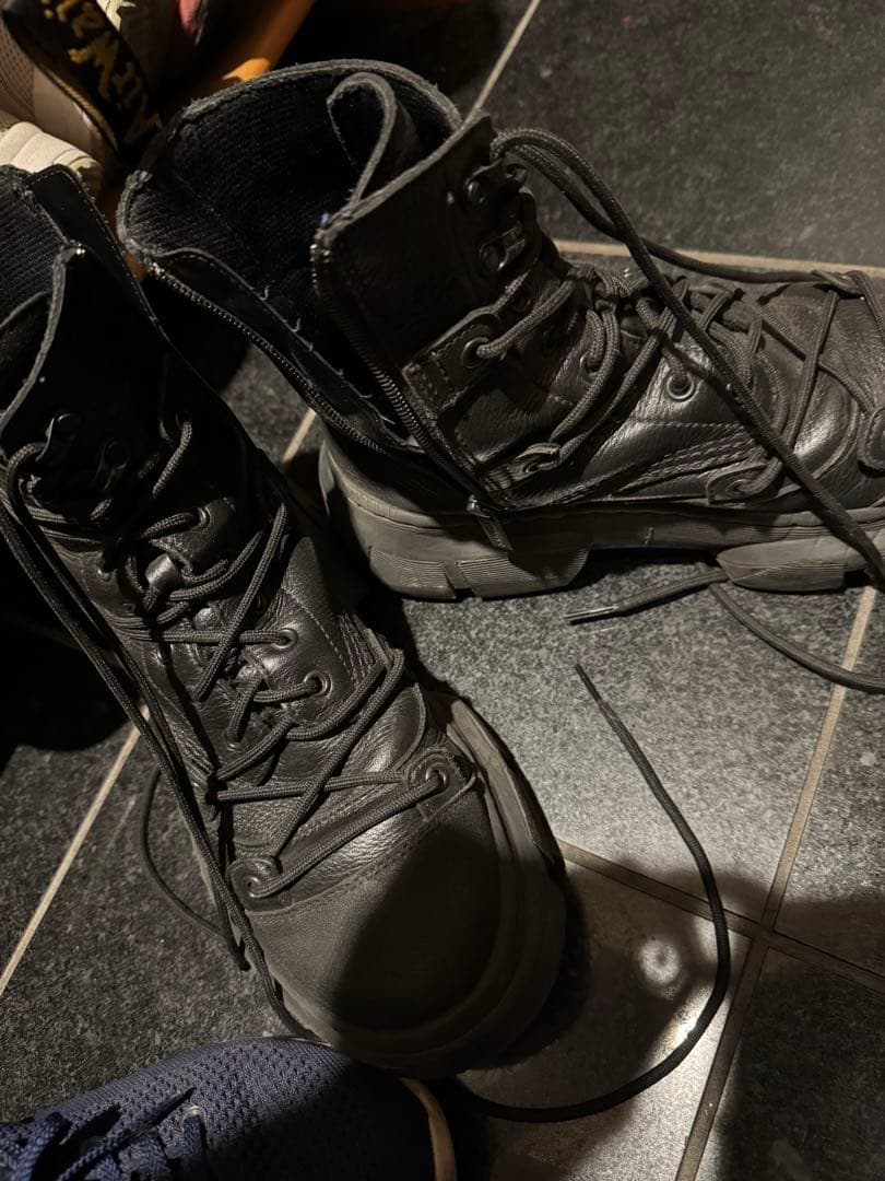 Dr. Martensドクターマーチン DMXL LACE 8 ホールUK8